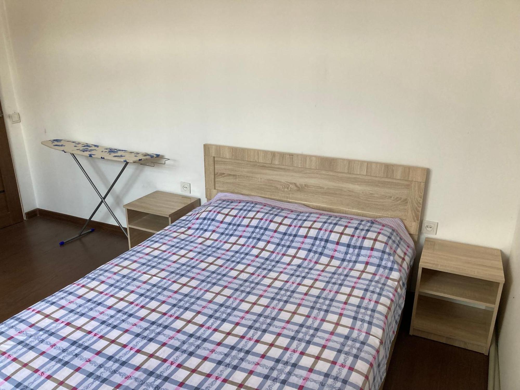 46,2 Karmysova Street Serviced Apartments Алма Ата Екстериор снимка